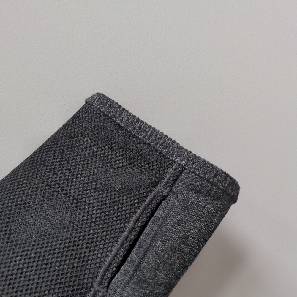 Lululemon Mesh Is More Jacket, Heathered Black, Womens Size 6 - Picture 8 of 12